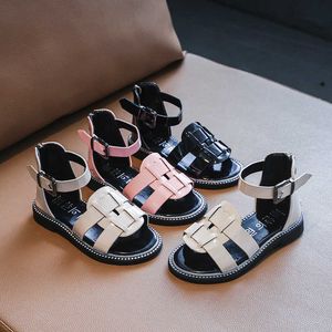 Sandaler Nya Weave High Heels Children's Casual Shoes Luxury Fashion Märke Sandal Girl Shoe Paint Leather Kids Shoe Designer Child Sandal Z0225