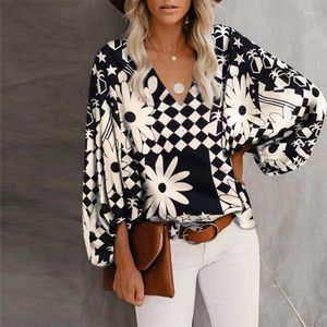 Women's T Shirts Woman Bohemian Tshirts Fashion Print Pullover Blusas V Neck Lantern Long Sleeve Tee Shirt Ladies Summer Casual Loose