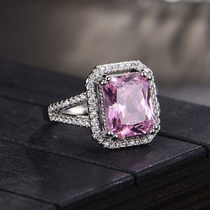 Lady Wedding Ring European and American Style Girls Studenci Square Pink Crystal Diamond Sweet White Gold Plasted Pierścień Biżuteria BINDIND Prezent Regulowany