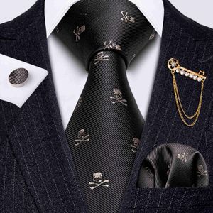 Krawatten Modedesigner Brauner Totenkopf Herren Krawatte Gold Brosche Seidenkrawatte Taschentuch Set Geschenk für Männer Hochzeit Business BarryWang Krawatte J230227