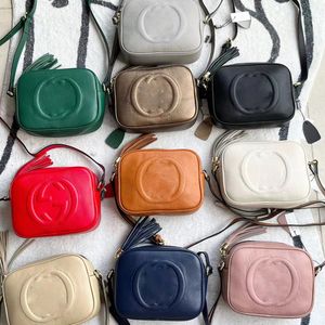 2023 Designer handväska axelkanal kedjeväska handväska med kopplingsflik plånbok rutig sammetslinje plånbok dubbelbokstäver solid månrandig lyxhandväska1122