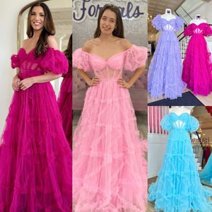 Abito da ballo color caramella 2k23 Sheer Ruffled Sweetheart Neck Off-spalla A-line Abiti da spettacolo Maniche ad aletta gonfie Corsetto Corpetto Evento formale Party Runway Lilla Fucsia