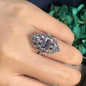 18k Moissanite Ring Bright Stones Cut Simulation Diamond Rings Wedding Engagement Ring For Womens