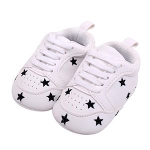 Primeiros caminhantes 6 cores sapatos de bebê nascidos meninos meninas coração star padrão crianças crianças amarrar tênis pu de 0 a 18 meses