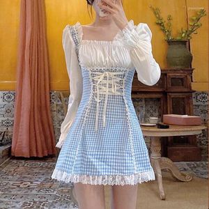 Casual Kleider Frühling Süße Mini Kleid Frauen Japanische Lolita Quadrat Kragen Verband Blau Plaid Gothic Mädchen Kawaii Spitze Rüschen