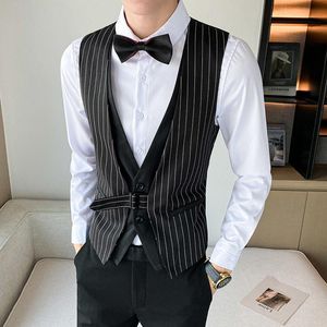 Herrenwesten Business Casual Kleid Streifen Hochzeitsanzug Weste SlimTuxedo Social Men Weste KTV OverallsHerren