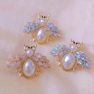 Brooches Morkopela Fashion Freshwater Pearl Pink/White Color Rhinestone Bee Insect Brooch And Pin For Women Statement Jewelry Wholesale