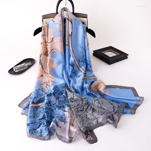 Szaliki Summer Sunshreen Satin Scarf Fashion Kobieta jedwabne szatę nadruk 180x90cm szal Ponchos i Capesscarves