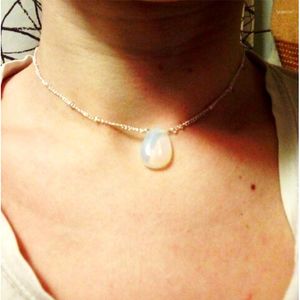 Halsketten mit Anhänger, Perlenkette, Halskette im Opalit-Mondstein-Stil, geschichtete, kurze Meerjungfrauentränen