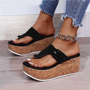 Sandaler kvinnor sommar flip flops skor kvinnlig kilplattform sandal 2022 damer 75 cm tjock botten casual tofflor sko svarta rosa skor z0224