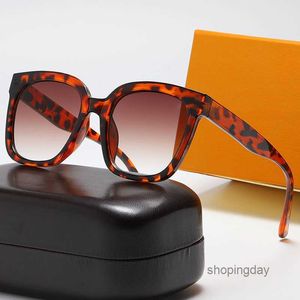Designers Óculos de sol Luxurys Glasses Glasses Sunglasses Alteração da borda de ouro Design Driving Driving Travel Glassess Temperamento de moda versátil estilo com boxn4ys