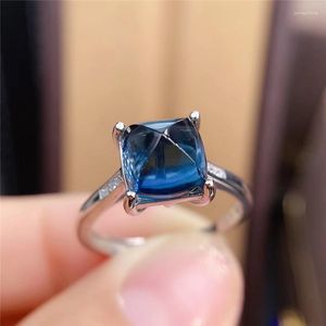 Küme Yüzükleri 8mm Kare Londra Mavi Topaz Halkası Kadınlar Yıldönümü Hediyesi Gerçek 925 STERLING Gümüş Doğal Şeker Kulesi Taş Güzel