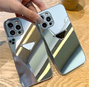 En Lüks Marka Tasarımcıları iphone 14 pro max artı iphone13 12 11 mini 7 artı Makyaj Aynası güzellik kapakları elma için metal kristal berraklığında darbeye dayanıklı arka kapaklar