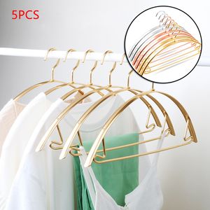 Cabides prateleiras 5pcs cabide nórdica cabide dourado guarda -roupa rack de armazenamento rack de organizador caseiro rack para casaco vestido de vestido de secagem rack 230227