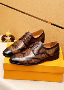 2023 Mens Designer Trade Shoes Подличная кожаная свадебная бизнес ручной работы Oxford обувь мужской бренд-дизайнерские квартиры размером 38-45