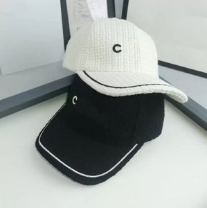 Czarny designer baseballowy Casual Hat for Women Mass Mens Białe Casquette luksusowe pary czapki dopasowane czapki