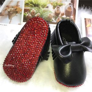 First Walkers Red Love Moccasin Sparkling Custom Handmade Rhinstones Baby Show Baptism Girl Shoes Spädbarn First Walkers Sapatos Toddle Sneaker 230227