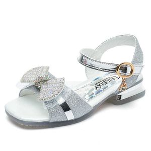 Sandals Silver Shiny Kids Sandals for Party Wedding Catwalk Sweet Princess Bow Rhinestones Open Toe Low Heel Kids Fashion Girls Shoes Z0225
