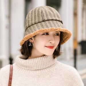 Basker siloqin eleganta damer retro hatt 2023 Autumn Winter Women's Bucket Hats Trend Novely Vintage Female All-Match Ins Cap