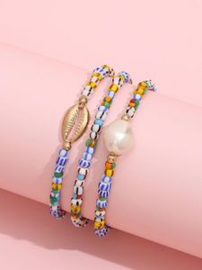 Strang Einfach und stilvoll Alles handbesetzte Perlen in gemischten Farben Nischendesign Persönlichkeit Mehrschichtiges Muschel-Wear-Damenarmband