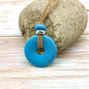 Choker Natural Stone Bead Donut Pendant Necklace 40 Mm With 80 Cm Long Velvet Suede Cord Woman Girl Jewelry Drop