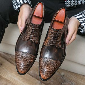 Dress Shoes Men's dress shoes Pointed toe brogue shoes Luxury fashion groom wedding shoes Men's brogue shoes Italian men's oxford shoes R230227