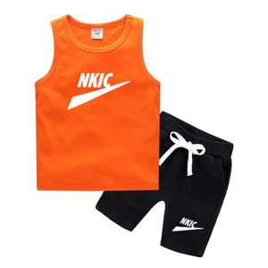 New Kids Boy Girl Summer Set di abbigliamento Pantaloncini a maniche corte in cotone Tuta sportiva Tuta da adolescente per abiti per bambini