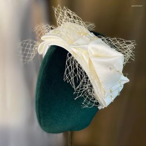 Huvudstycken Franska hårband Mesh Veil Atmosphere Brudhuvudbonad Fairy Beauty Bow Crown Wedding Accessories.