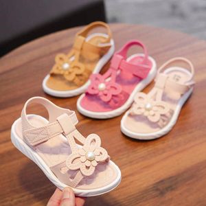 Сандалии 2021 Новые девочки Сандалии Baotou Beach Shoes 26 лет. Дети нельзя мягкие дно детские сандалии.