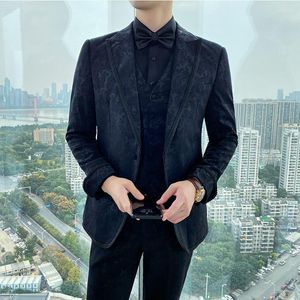 Mäns kostymer 2023 Luxury Gentleman Dress Men Pass Black Slim Print Single Breasted Dinner Wedding Host Tuxedo 3-Piece Set