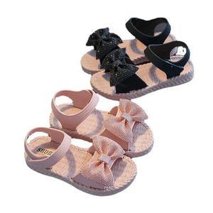 Сандалии девушки Сандалии лето милые лук девочка обувь для обуви ровной каблуки детские пляжные сандалии принцесса обувь Sba006 Z0225