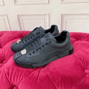 2023 Casual Shoes Boots Lace-Up Running Trainers Woman Shoe MenSneakers Women Travel Leather Fashion Lady Designer Platform time out Sneaker