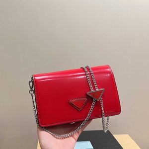 kedja axelväska röd designer väskor kvinnor korsar kropp handväskor enkla vintage läder messenger väskor dam handväska 230227