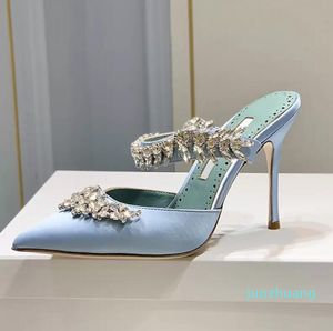 Stiletto h￤l kl￤nningskor satin kvinnors tofflor lyxdesigners 232323 kristall dekoration sandaler toppkvalitet 9 cm h￶g klackade kv￤llsfest toffel 35-42