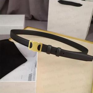Cintura Cinture di moda per uomo Donna Pelle liscia con fibbia dorata Donna Classica Casual Cintura con cintura Larghezza 2,5 cm 4 colori