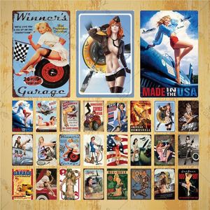 Pin Up Girl Tin Sexig Metal Sign Wall Decor för Bar Pub Club Sign Plaque Metal Vintage Man Cave Retro Signs Metal målning Dekal 30x20cm W03