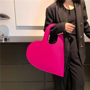 Abendtaschen, luxuriöse Designer-Einkaufstasche für Damen, Handtaschen mit Liebesdesign, Damen-Schultertaschen, modische große Handtasche und Geldbörsen im Trend, 230228