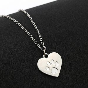 Fashion Cute Gold Love Heart Dog Paw Necklace Designer Woman Mans Silver Pendant Pendant Coupie Sud America Cipts Pendenti Gioielli CHOKERS CHIFICA