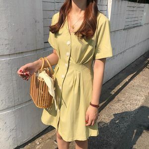 Festklänningar sommar kvinnor kort skjorta klänning vintage hylsa sexig v hals smal midja avokado grön fast färg enkelbröst