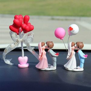 Dekorationen Auto Ornament Modell Nette Hochzeit Kuss Paar Ballon Figur Auto Innendekoration Rosa Armaturenbrett Figur Zubehör Geschenke R230228