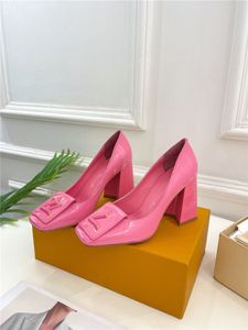 Designer de luxo SHAKE Madeline estilingue de volta BRAND NEWt Fashion Woman Heel Pump Revival Pink Com caixa original