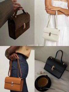 Design Portable Retro Small Square Bag Simple Female Bag Hand Carry Single Shoulder Bags