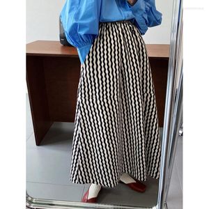 Skirts 2023 Spring Women Stripe Long Designer Style Elastic High Waist A-line Swing Midi