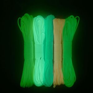 Gadget da esterno 5 colori Glow In The Dark Paracord luminoso 550 100FT Corda per paracadute Corda per cordino 7 fili Nuclei Sopravvivenza Campeggio