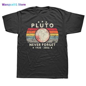 メンズTシャツは、Pl王星のレトロスタイル面白いスペースサイエンスTシャツグラフィックコットンストリートウェアショートセブ誕生日プレゼント夏のTシャツ0228H23を決して忘れません