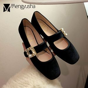 Elbise Ayakkabı Marka Kadife Daireler Kadın Toka Kemeri Kristal Ayakkabı Bayanlar Mary Jeans Loafers Lüks Tasarım Lolita Moccasins Balerin Femme 230228