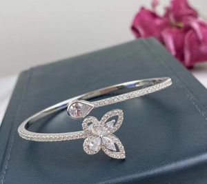 Bracelets de charme Trendy 925 Sterling Silver Crystal Butterfly com água gota de água Bangle Wedding Pear Zircon Bracelete aberta Mulheres ajustáveis