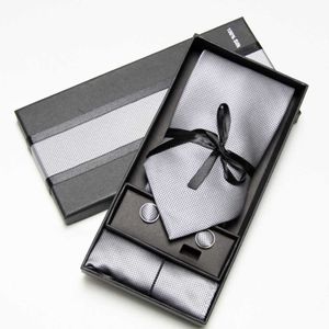 Neck Ties 2019 Fashion Wide Tie Set Mäns nacke -slips Hankerchiefs manschettknappar 10 färger Box Gift Polyester Handmased J230227