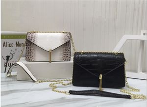 Omuz çantaları kadın moda püskül crossbody mesaj çantası kademeli değişim renk zinciri deri kadın çanta