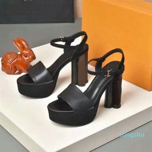 Новые сандалии грубая кожаная замшевая женская туфли металлическая пряжка вечеринки 11 см высокие каблуки с пряжкой Сексуальная леди сандалии водонепроницаемые Тайвань